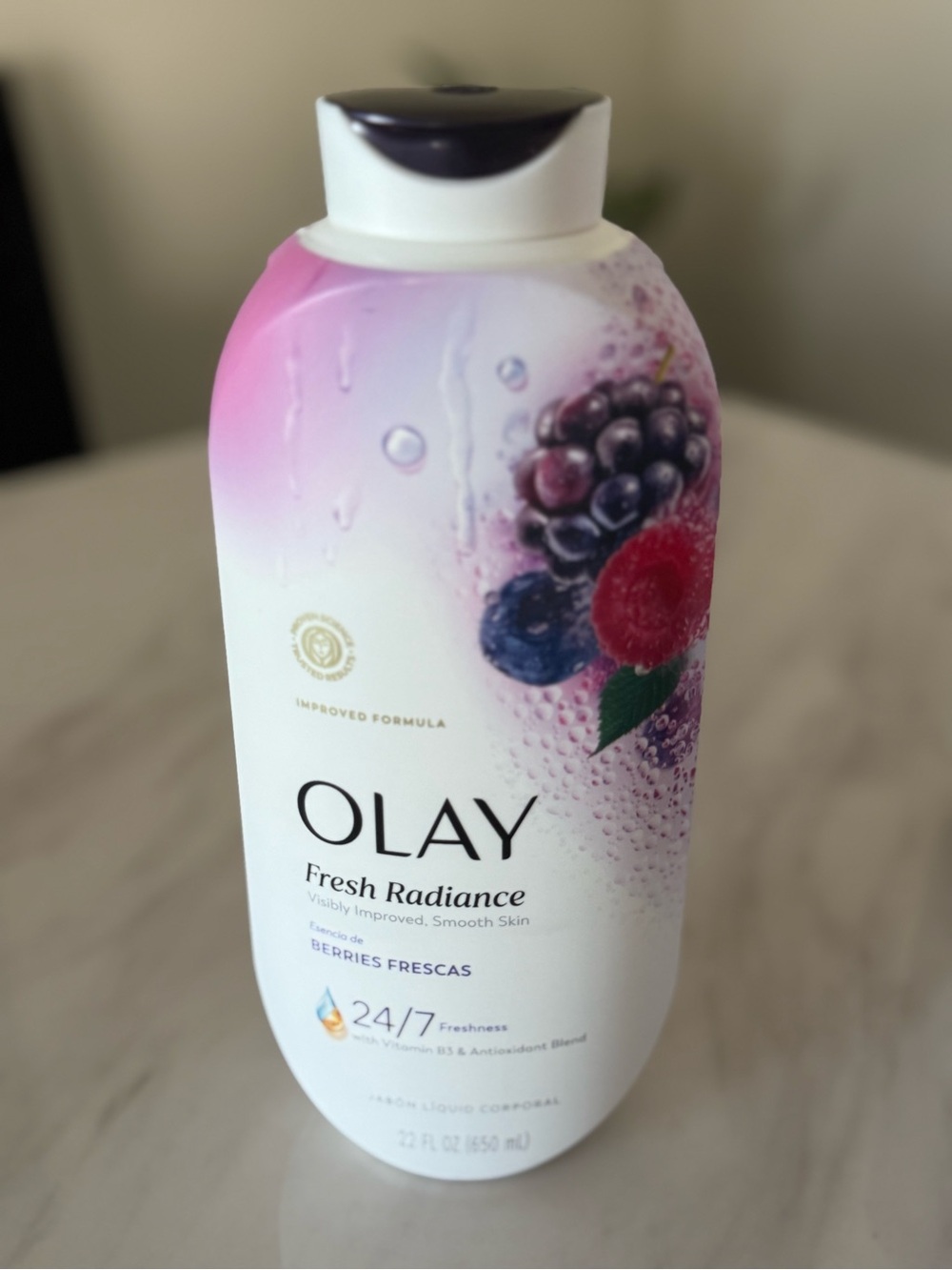 OLAY Fresh Radiance Body Wash in White with Pink and Purple Accents